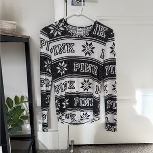 Victoria’s Secret PINK Long Sleeve